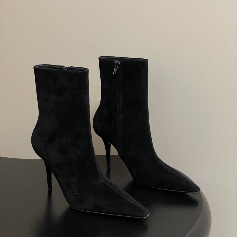 Y51 boots